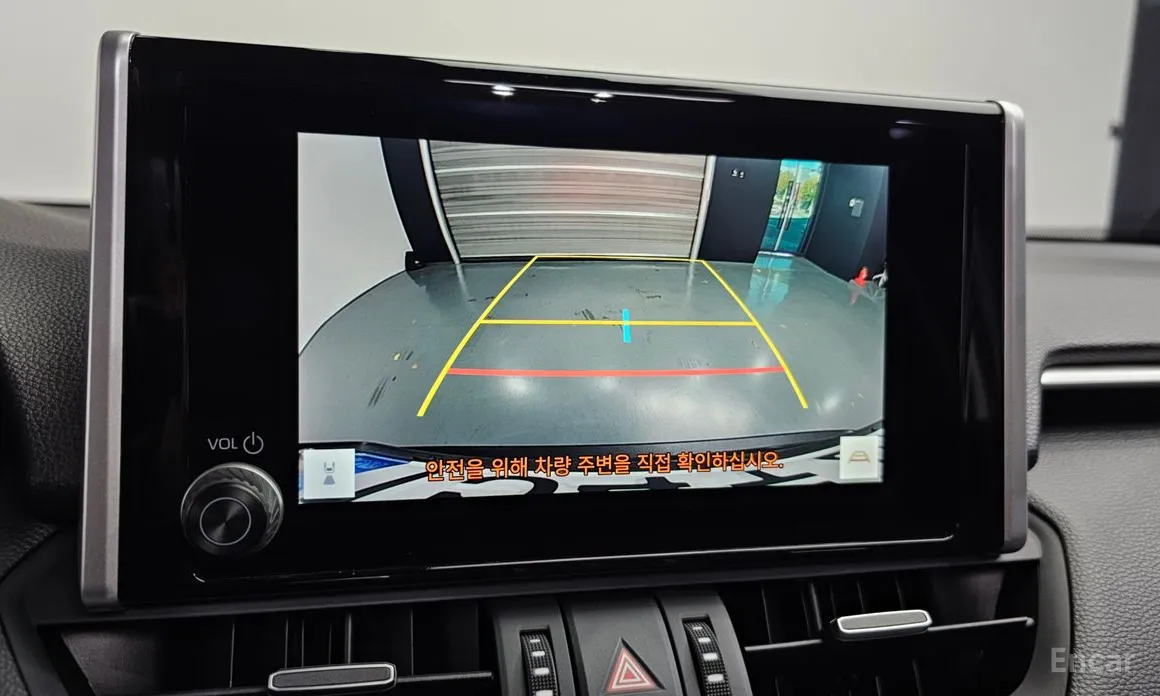 Фото 16 - Toyota RAV4