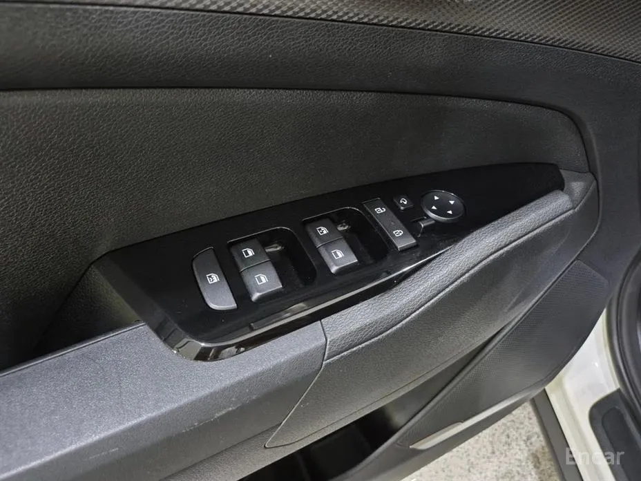 Фото 15 - Kia Sportage