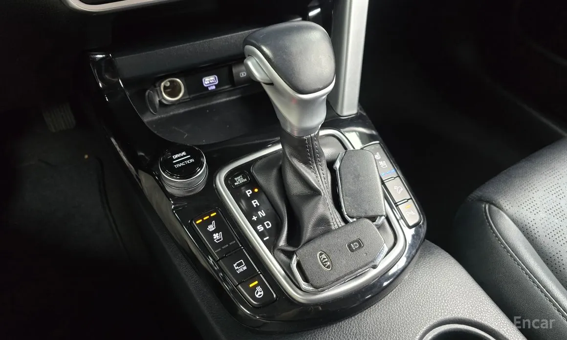 Фото 9 - Kia Seltos