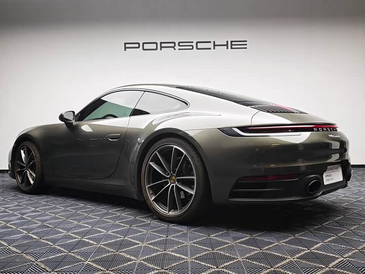 Фото 5 - Porsche 911