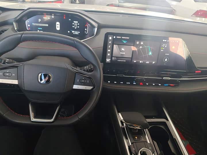 Фото 10 - Changan CS55 Plus