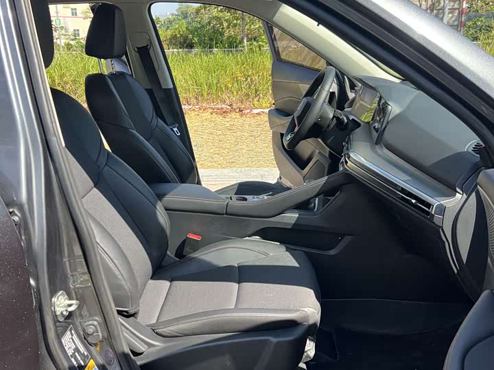 Фото 12 - Changan CS35 Plus