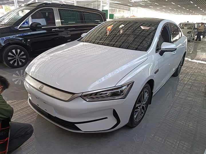 Фото 2 - BYD Qin Plus