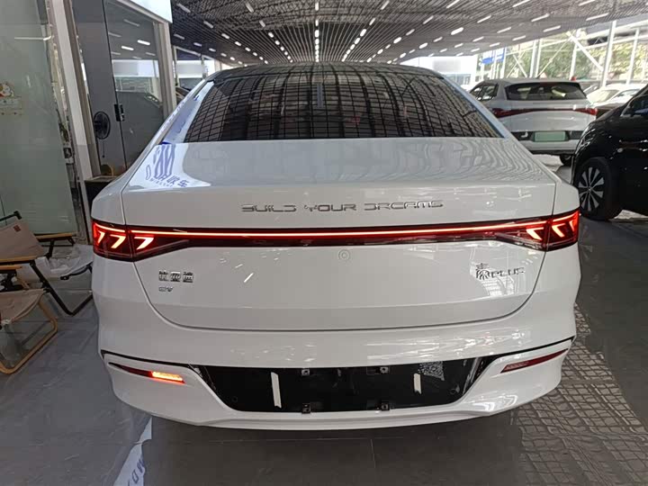 Фото 6 - BYD Qin Plus