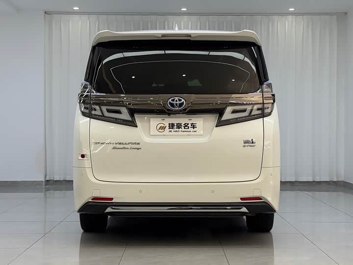 Фото 14 - Toyota Vellfire