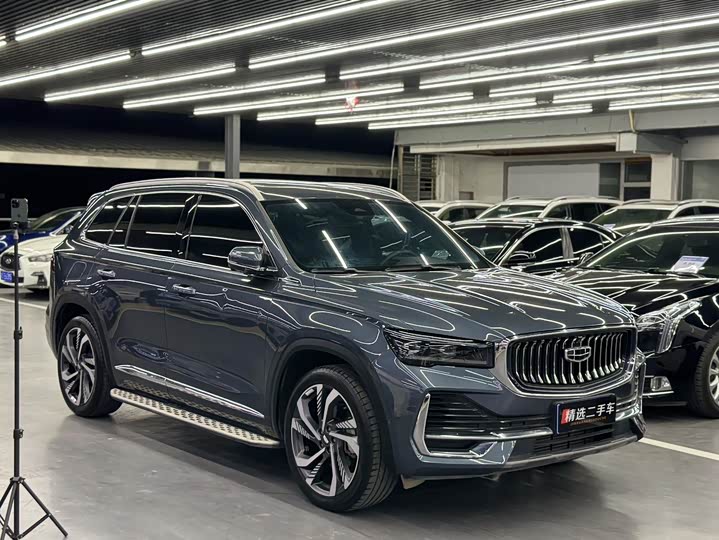 Фото 3 - Geely Monjaro