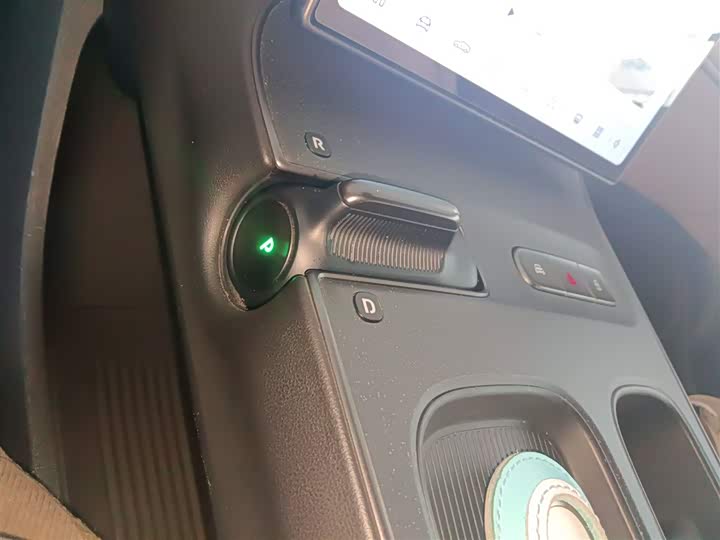 Фото 14 - Nio ET5