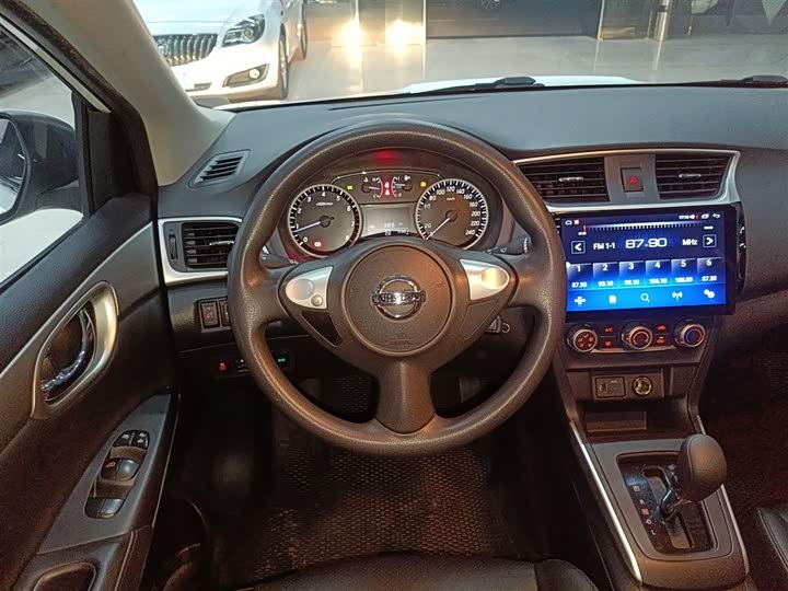 Фото 11 - Nissan Sylphy