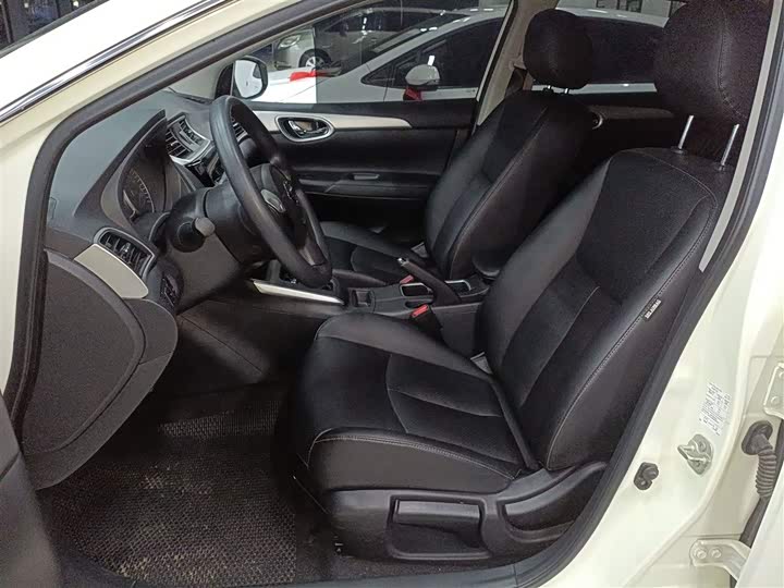 Фото 15 - Nissan Sylphy