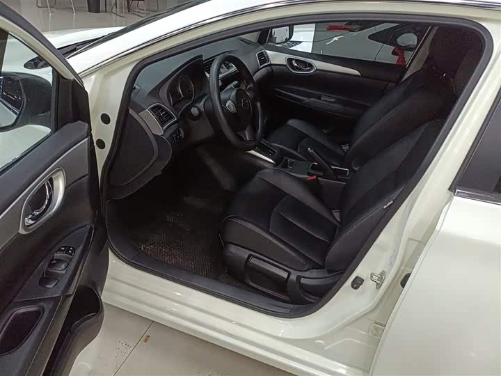 Фото 16 - Nissan Sylphy