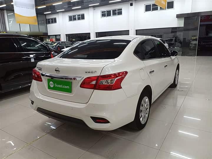 Фото 7 - Nissan Sylphy