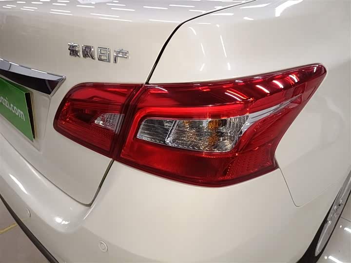 Фото 8 - Nissan Sylphy