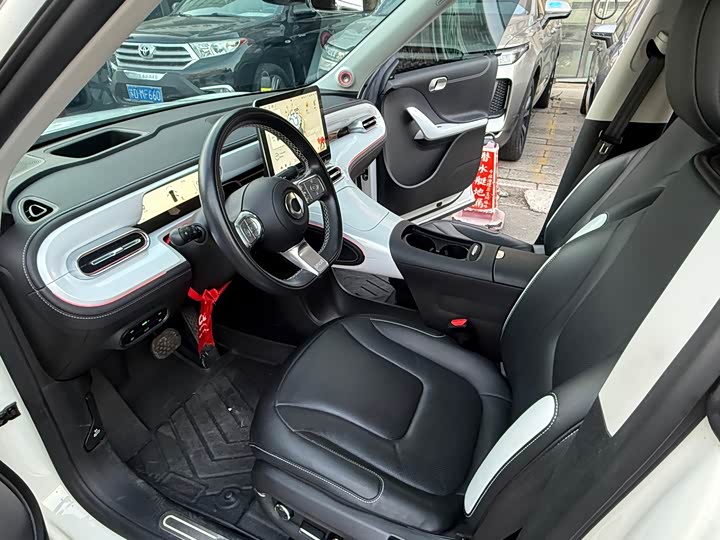 Фото 9 - Smart #1