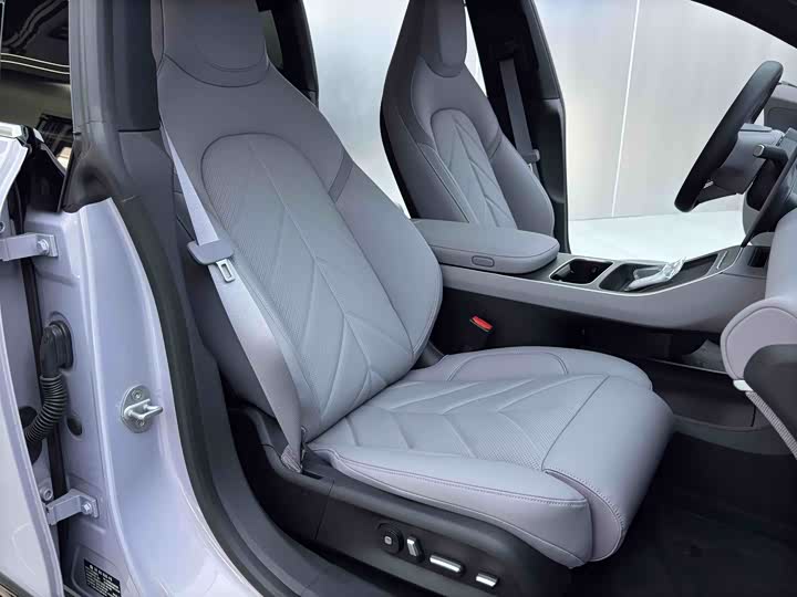 Фото 20 - Nio ET5T