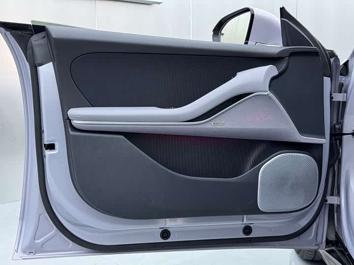 Фото 9 - Nio ET5T