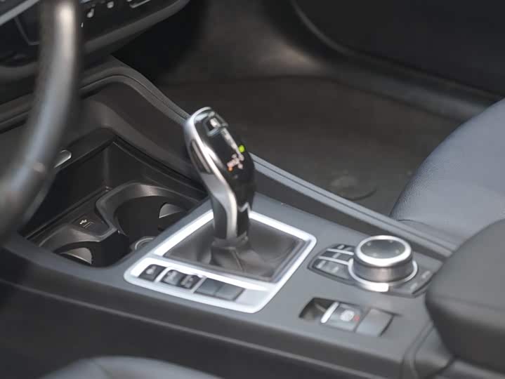 Фото 11 - BMW 1 Series