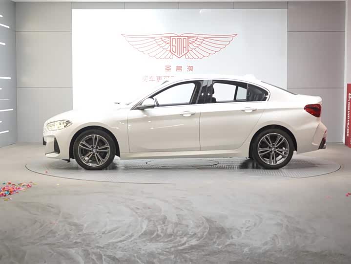 Фото 2 - BMW 1 Series