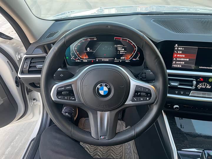 Фото 18 - BMW 3 Series