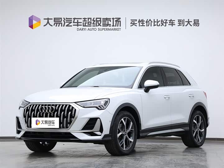 Фото 1 - Audi Q3