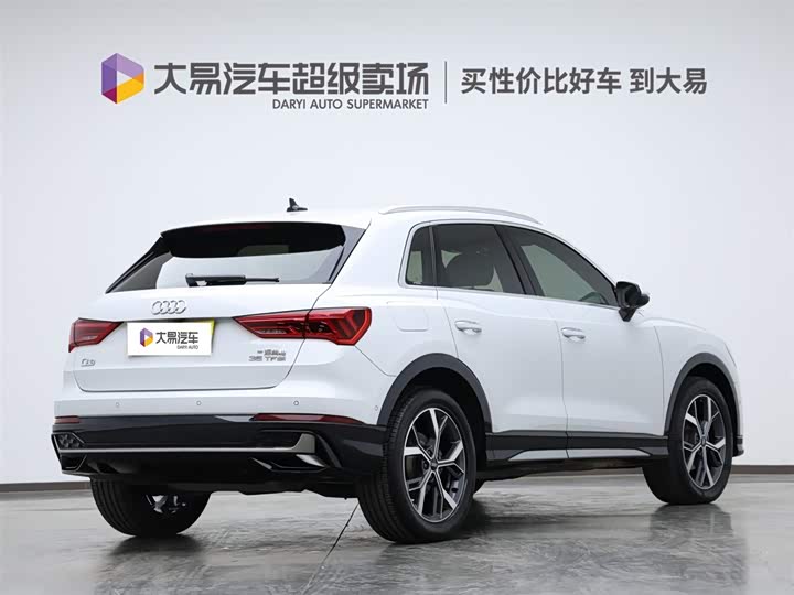 Фото 3 - Audi Q3