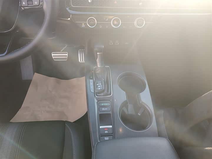 Фото 14 - Honda Civic