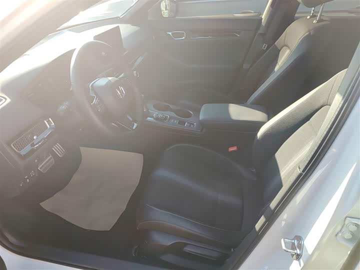 Фото 15 - Honda Civic