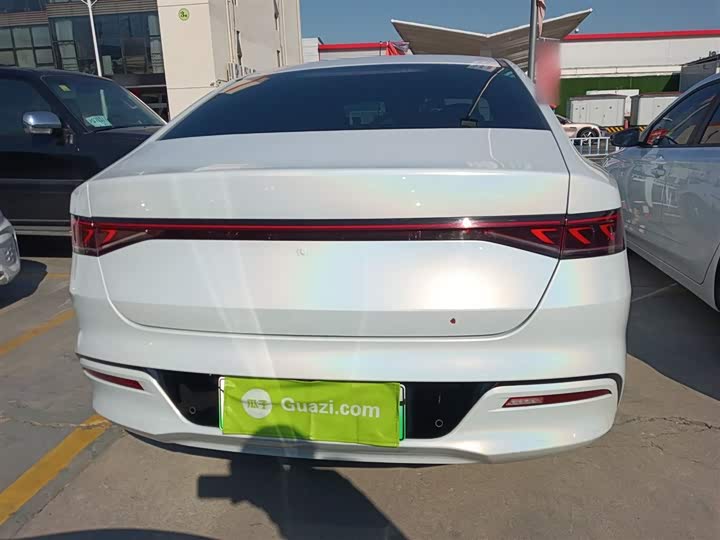 Фото 6 - BYD Qin Plus