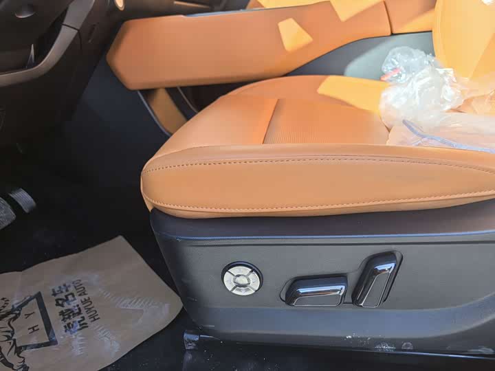 Фото 14 - Haval Raptor Hybrid