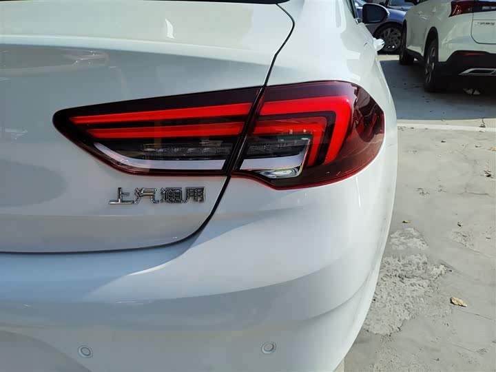 Фото 8 - Buick Regal