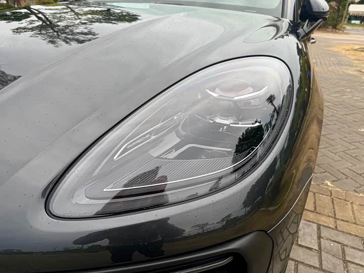 Фото 16 - Porsche Macan