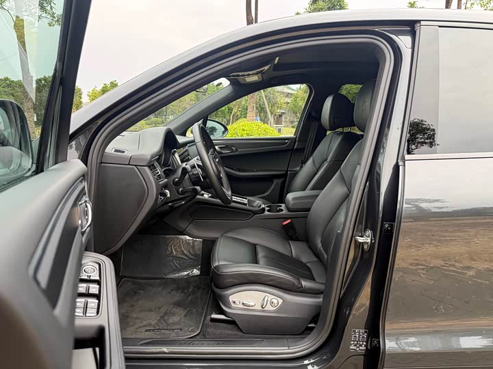 Фото 4 - Porsche Macan