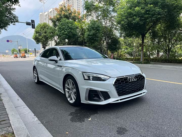 Фото 3 - Audi A5