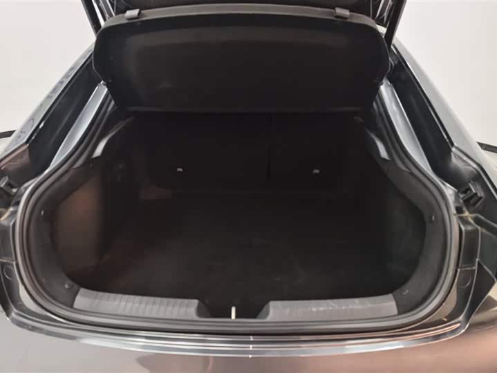 Фото 4 - Changan UNI-V