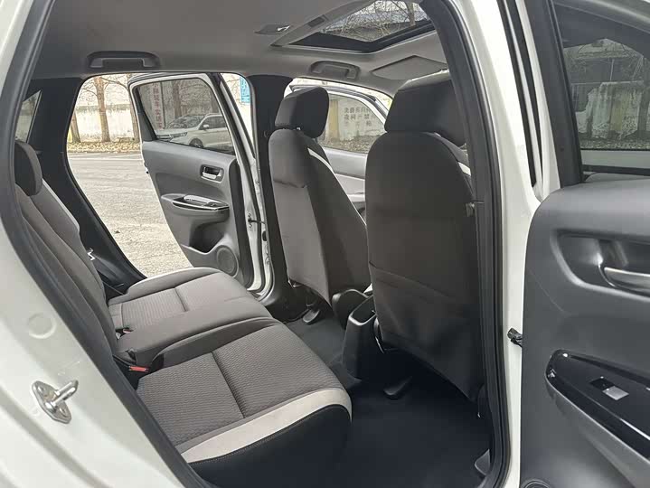 Фото 19 - Honda Life