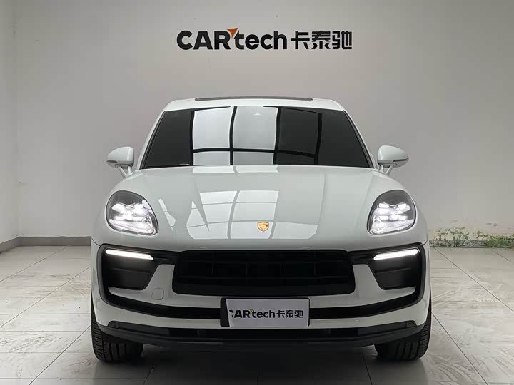 Фото 10 - Porsche Macan