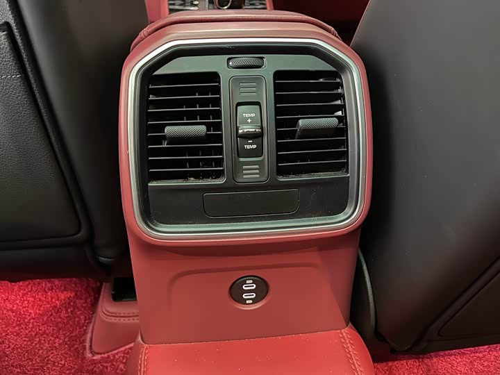 Фото 25 - Porsche Macan