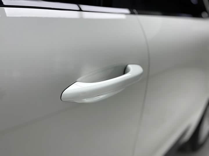 Фото 29 - Porsche Macan