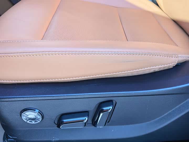 Фото 14 - Haval Raptor Hybrid