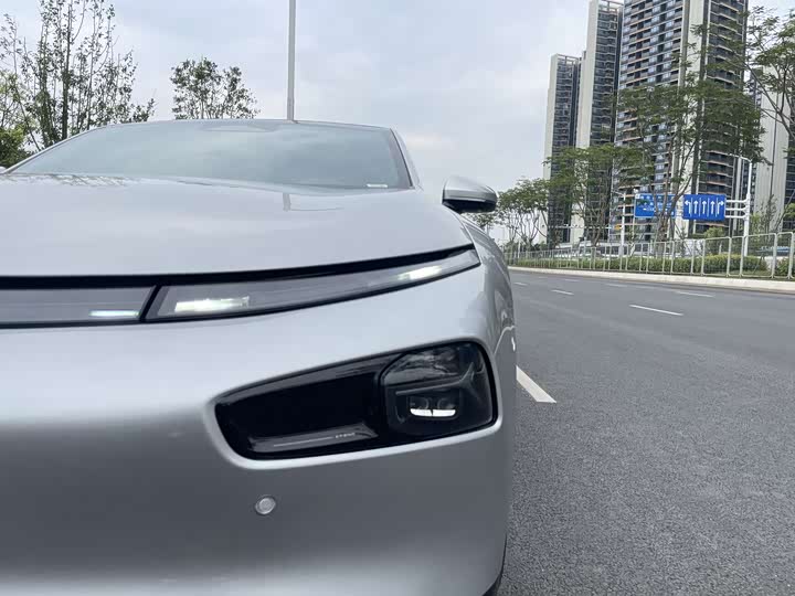 Фото 13 - XPeng P7