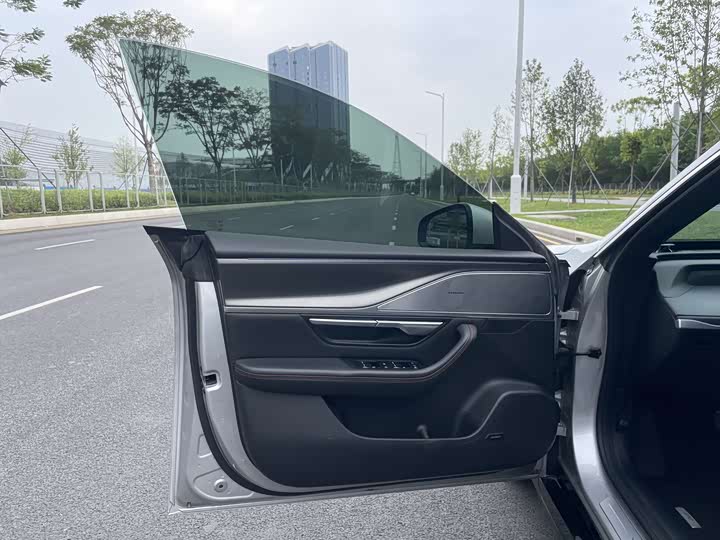 Фото 17 - XPeng P7