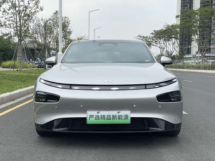 Фото 2 - XPeng P7