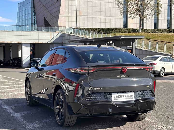 Фото 11 - Volkswagen ID.Unyx
