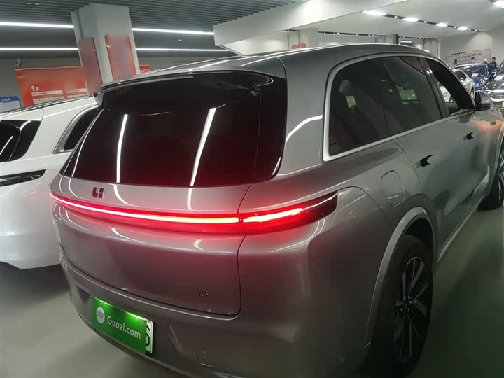 Фото 6 - LiXiang L8