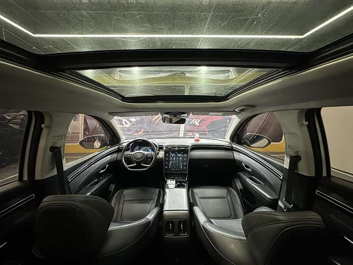 Фото 13 - Hyundai Tucson L