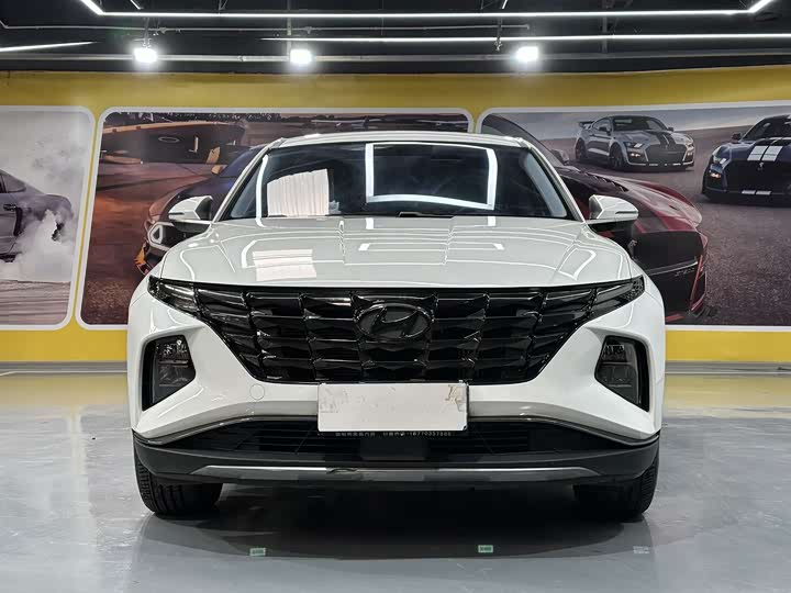 Фото 2 - Hyundai Tucson L