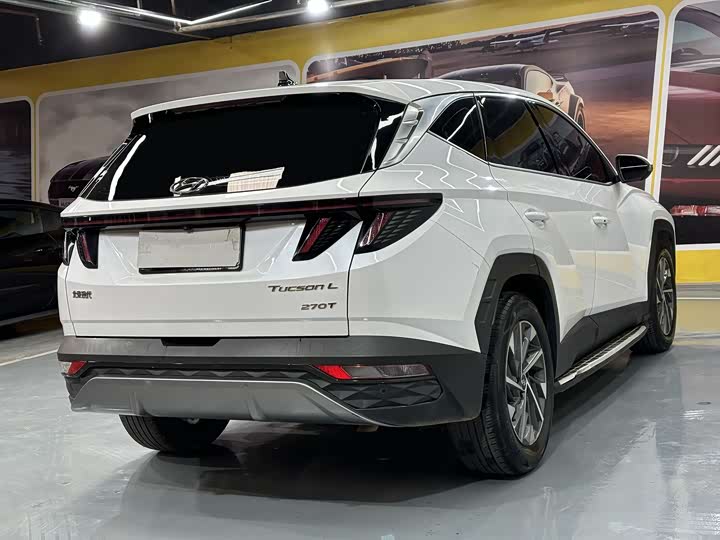 Фото 6 - Hyundai Tucson L