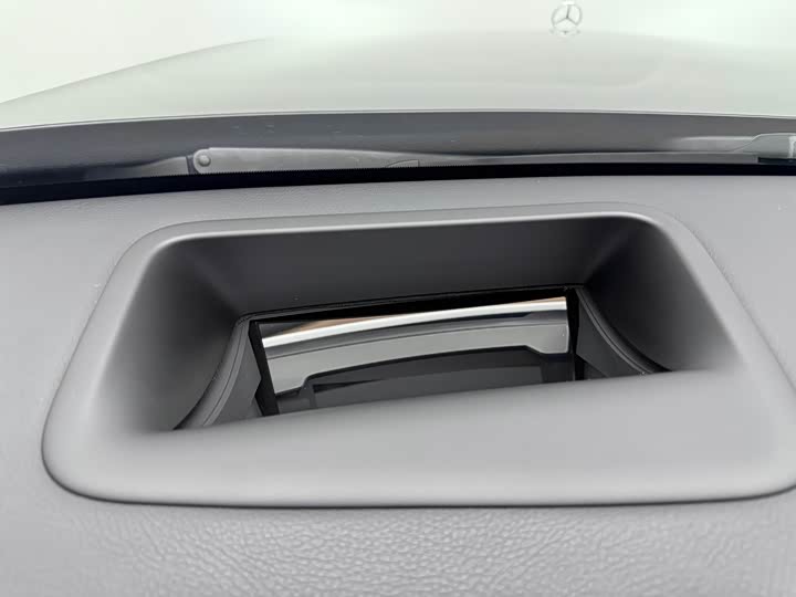 Фото 13 - Mercedes-Benz S-Class