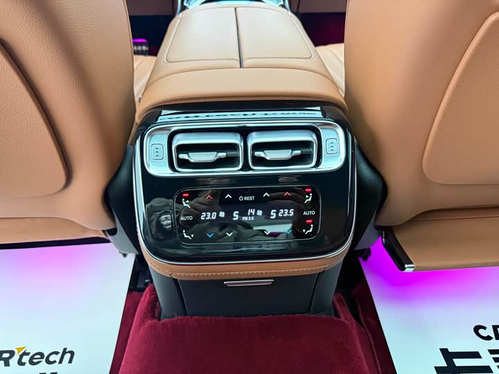 Фото 24 - Mercedes-Benz S-Class