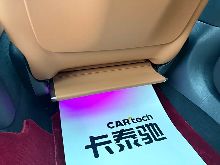 Фото 25 - Mercedes-Benz S-Class