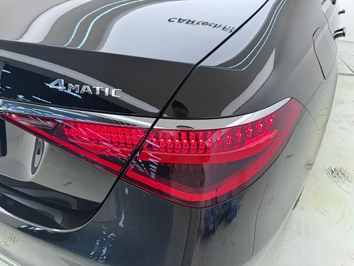 Фото 27 - Mercedes-Benz S-Class